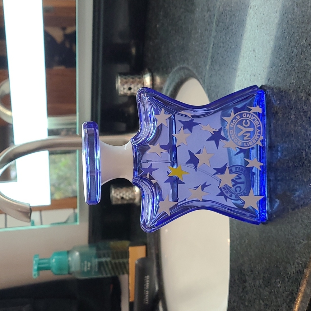 Bond 9 Liberty Island 3.4 oz